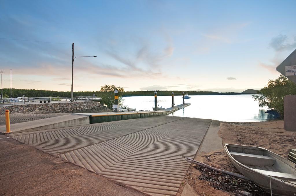 Hinchinbrook Marine Cove Resort Lucinda Exteriör bild