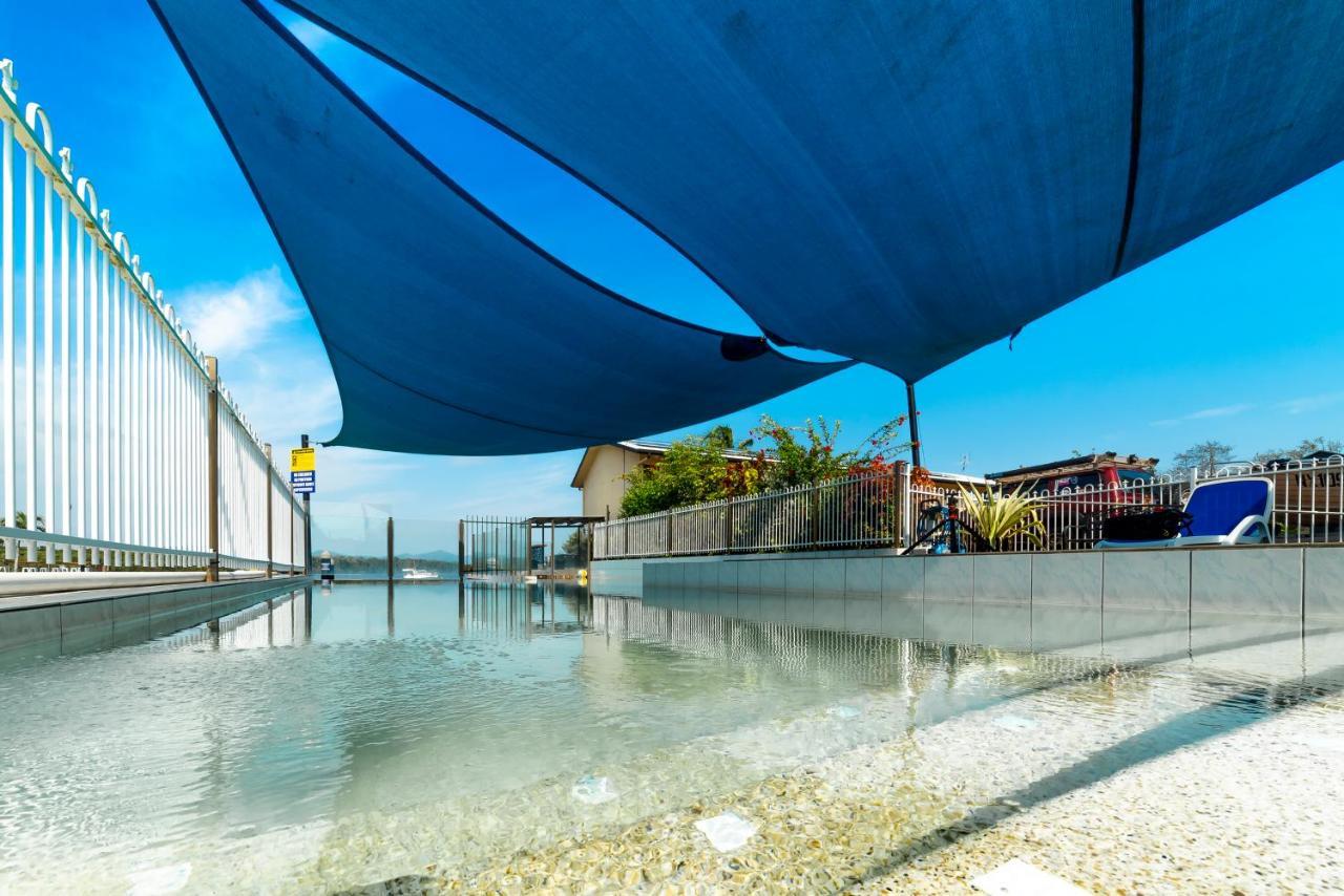 Hinchinbrook Marine Cove Resort Lucinda Exteriör bild