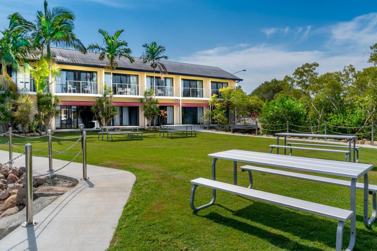 Hinchinbrook Marine Cove Resort Lucinda Exteriör bild